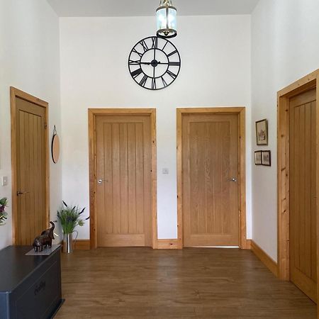 King Richard'S Luxury Lodge - Sleeps Up To 8 ,Dog Friendly ,Near Sherwood Forest At Fairview Farm In Nottingham Set In 88 Acres And Great For Groups,Family Gatherings,Corporate Events 외부 사진