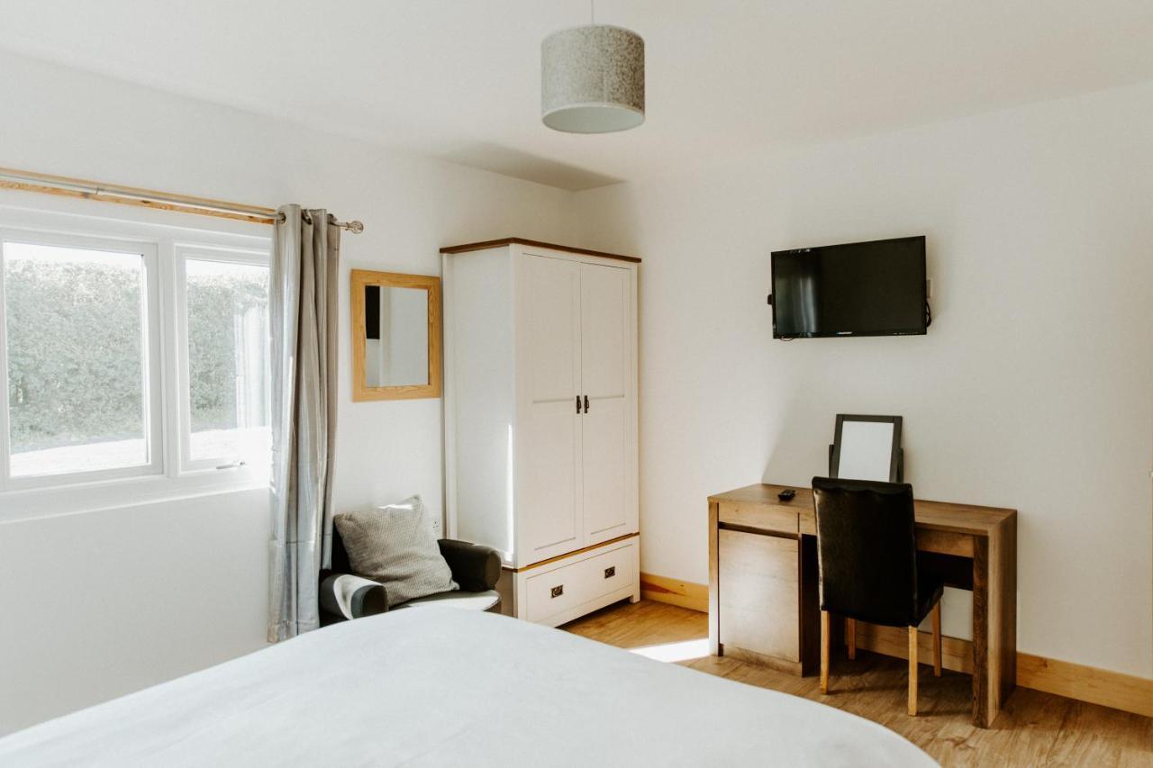 King Richard'S Luxury Lodge - Sleeps Up To 8 ,Dog Friendly ,Near Sherwood Forest At Fairview Farm In Nottingham Set In 88 Acres And Great For Groups,Family Gatherings,Corporate Events 외부 사진