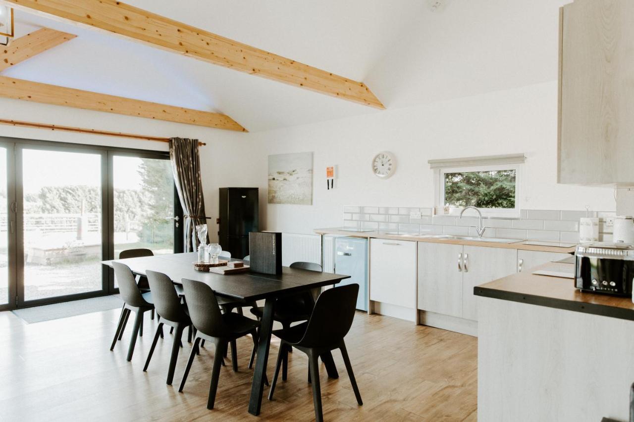 King Richard'S Luxury Lodge - Sleeps Up To 8 ,Dog Friendly ,Near Sherwood Forest At Fairview Farm In Nottingham Set In 88 Acres And Great For Groups,Family Gatherings,Corporate Events 외부 사진