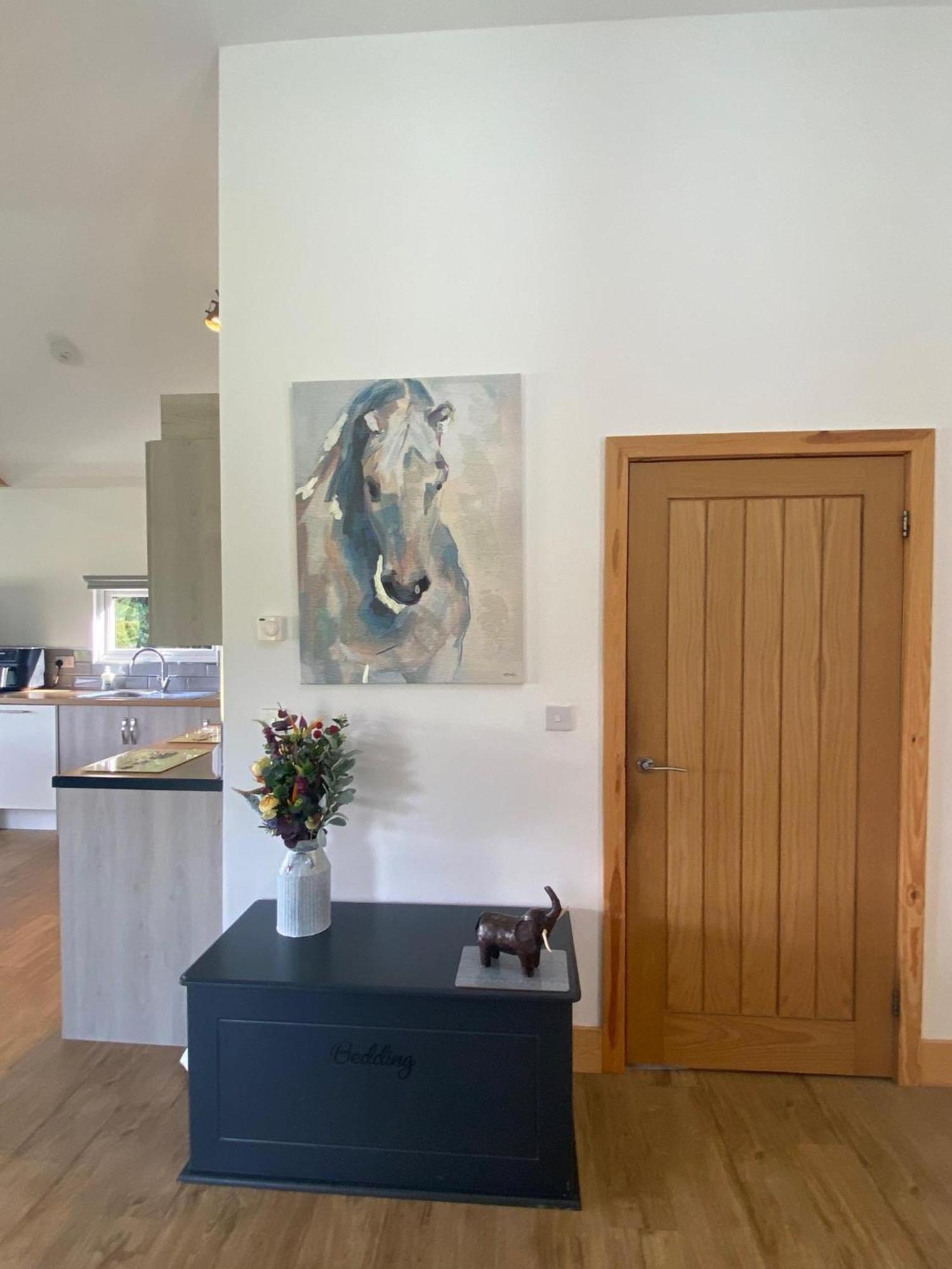 King Richard'S Luxury Lodge - Sleeps Up To 8 ,Dog Friendly ,Near Sherwood Forest At Fairview Farm In Nottingham Set In 88 Acres And Great For Groups,Family Gatherings,Corporate Events 외부 사진